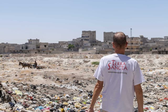 Siria/Aleppo – Ricostruzione case e pannelli solari