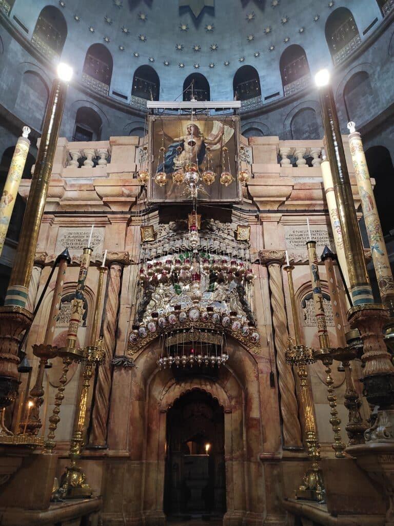 5&#215;1000: la conservazione del Santo Sepolcro