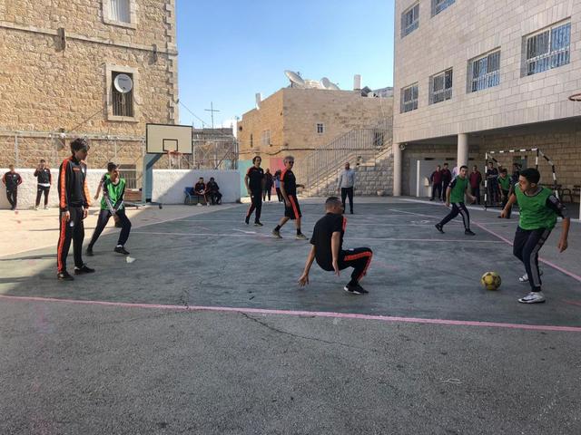 &#8220;Musica, gioco e tanta voglia di pace&#8221;. La Nazionale Italiana Cantanti a Gerusalemme