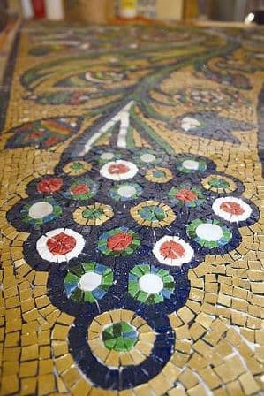 Formación y artesanía de calidad: la Asociación pro Terra Sancta y el Mosaic Centre Jericho se reúnen con dos fundaciones de Milán
