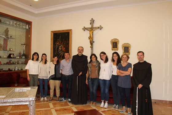 New volunteers at Association pro Terra Sancta meet the Custos: “Thank you for your availability”