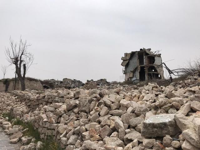 Ayudamos a la Siria abandonada