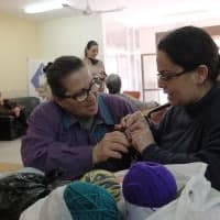 En Belén, un día típico de los ancianos en el centro de día de la Sociedad Antoniana