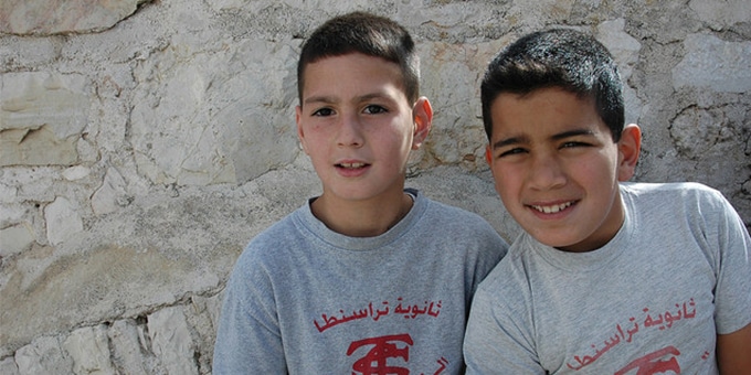 <br>to be witnesses of hope.<br>