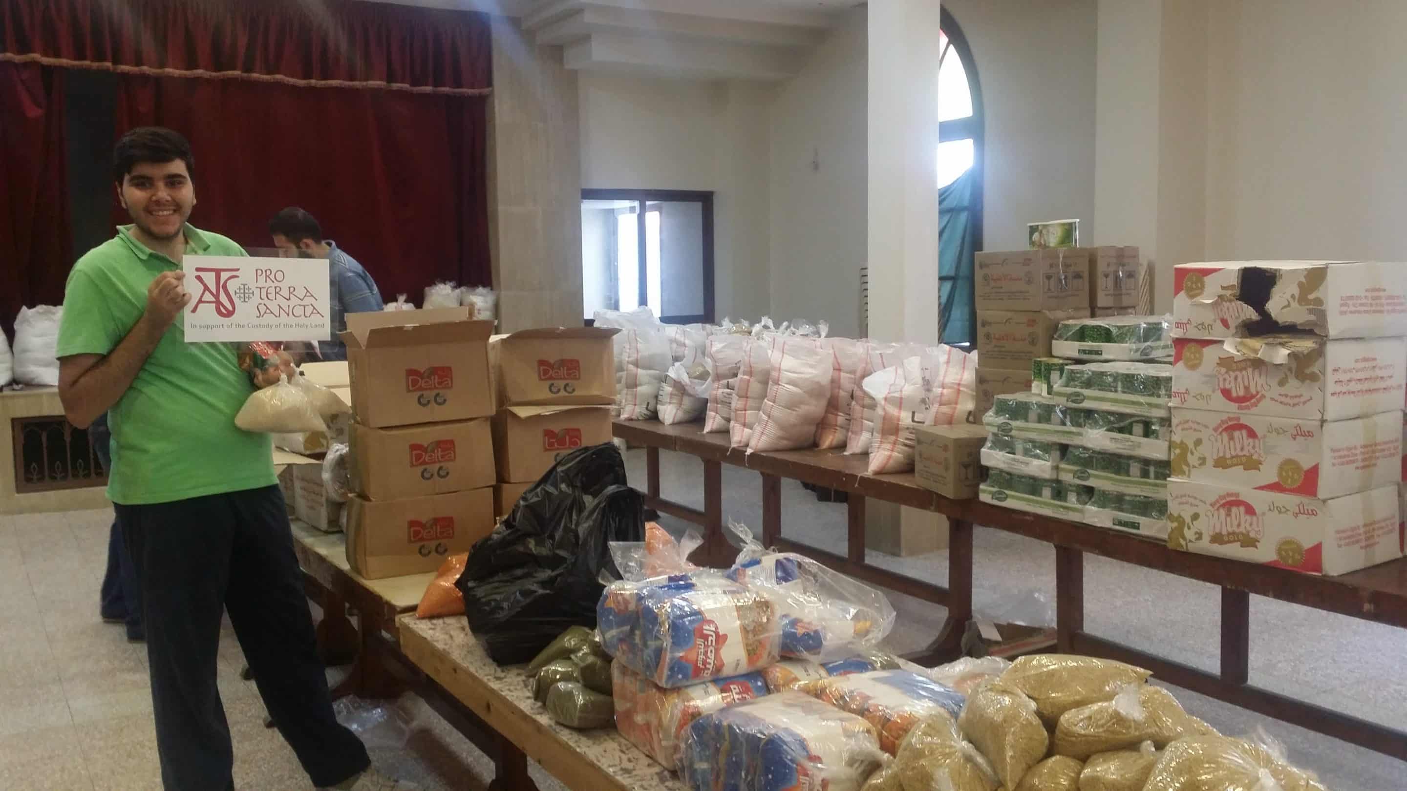 Siria Latakia distribuzione cibo
