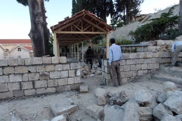 Reconstrucción del convento de Knayeh